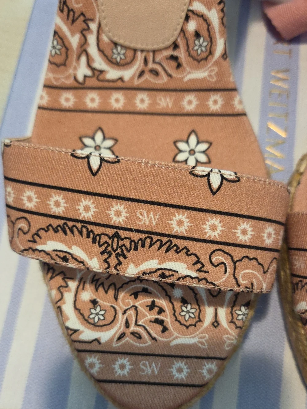 NIB Stuart Weitzman Illeana Bandana Print Espadrille Sandal Rose Pink Size 9.5